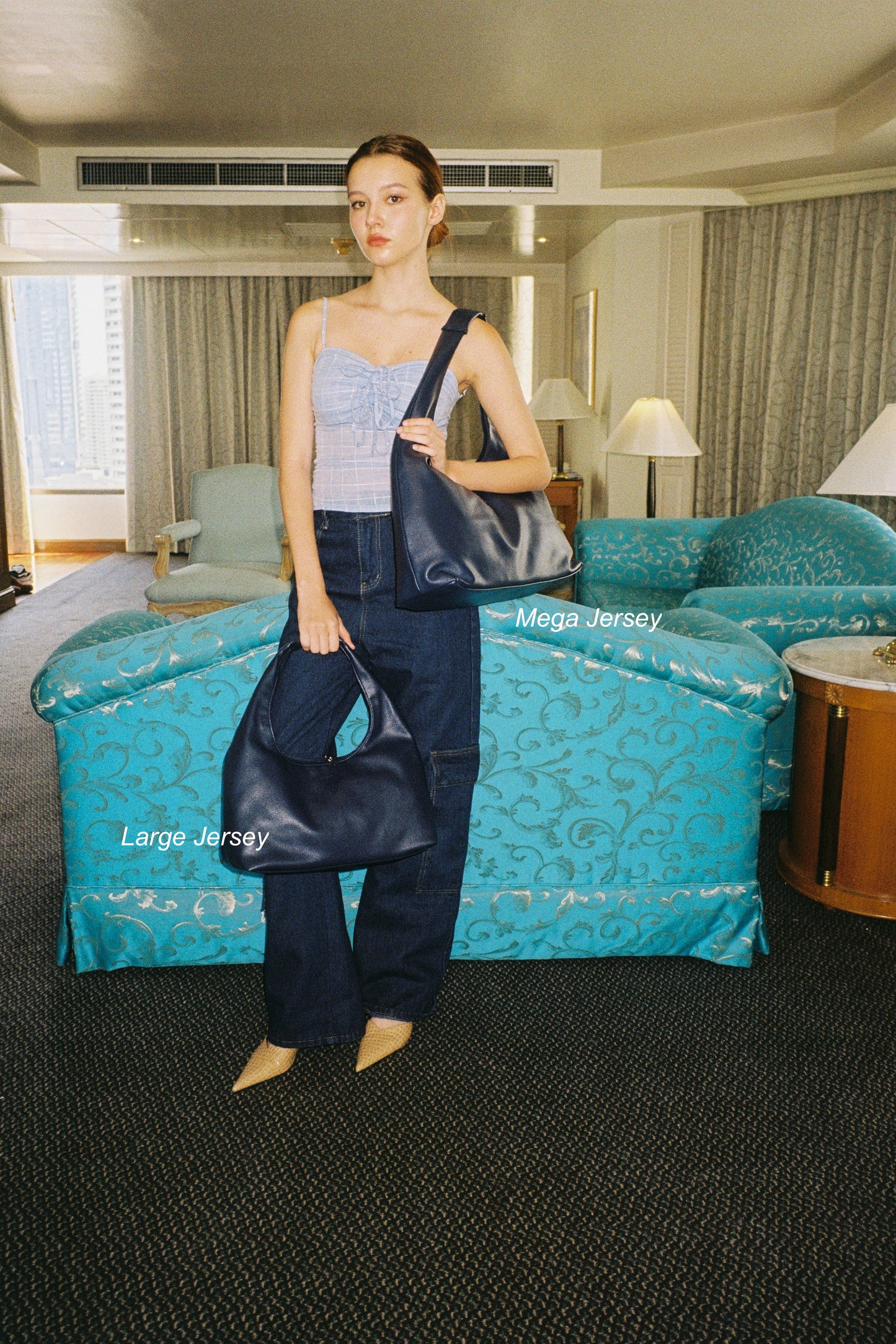July Mansion - Large Jersey in Navy