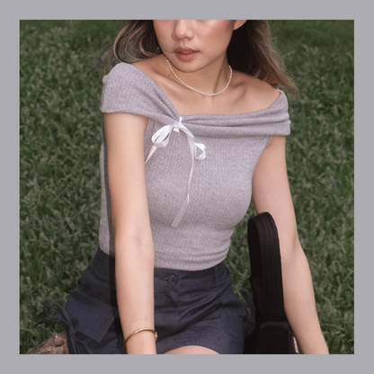 [ 透薄透氣~ 綁帶蝴蝶結 Off Shoulder Top ] Ribbon Bow Sheer Knit Off Shoulder Top - 3 colours