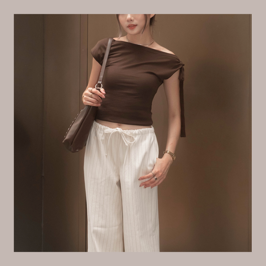 [ 率先上架熱門款!! 衣櫥必備斜膊綁帶 ] Butterfly Asymmetric Top - 3 colours