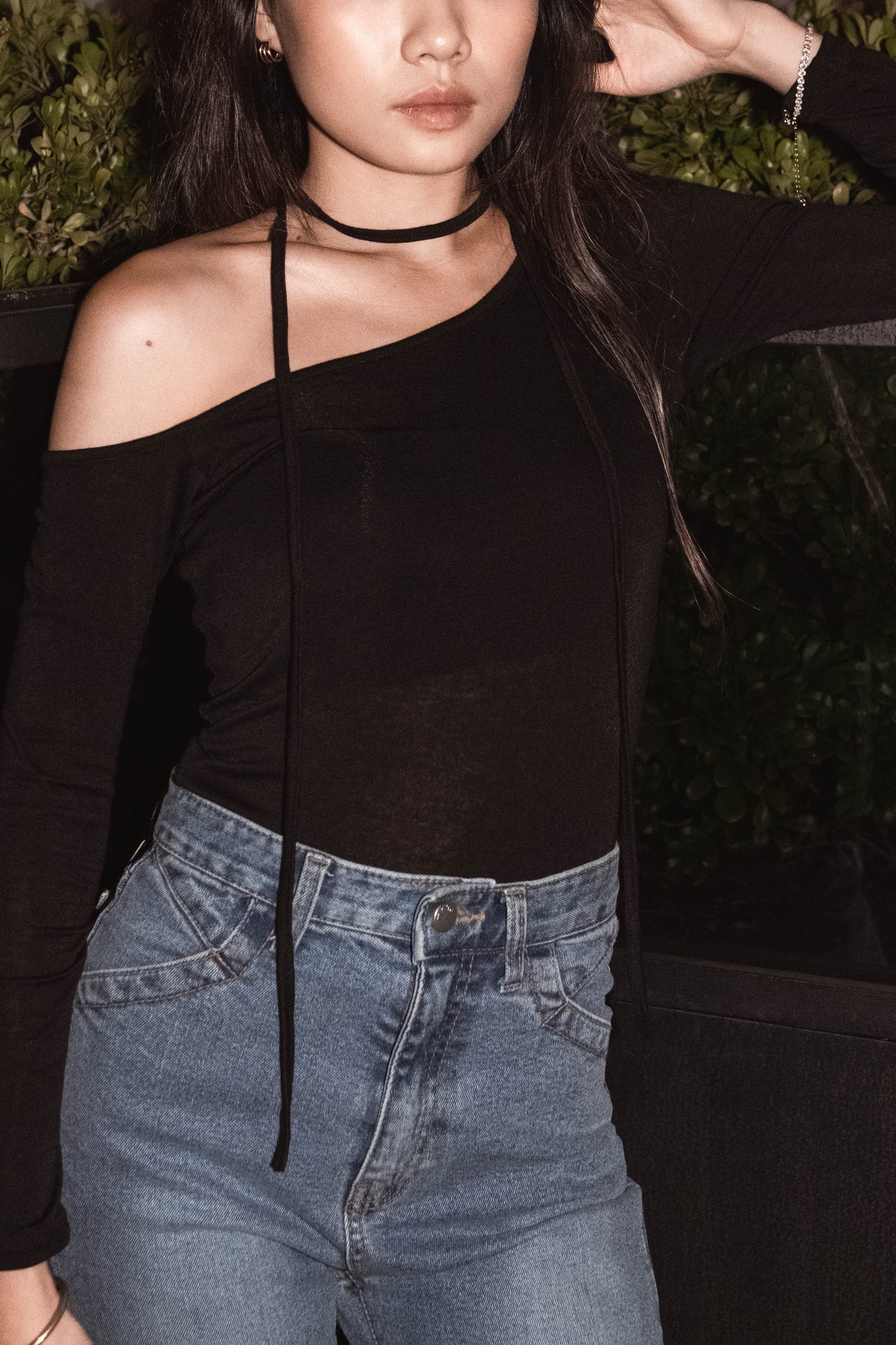 [ Sassy! 不暴露的性感! ] Single Shoulder Skinny Scarf Top