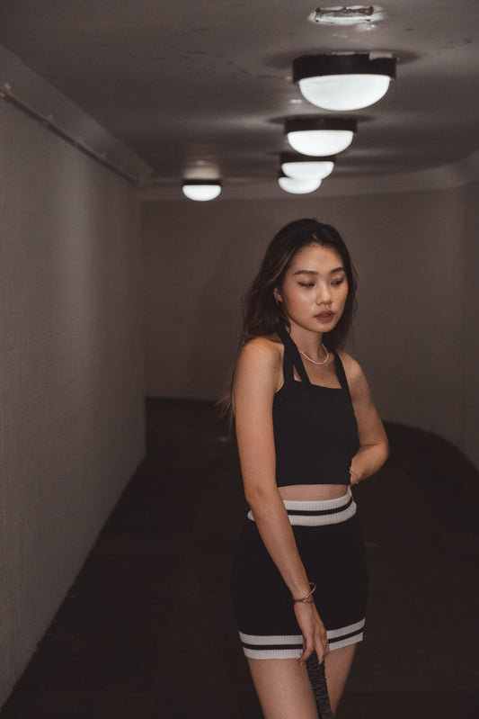 [ 簡約露背綁帶~ 多種著法! ] Tie-up Halter Top - 5 colours