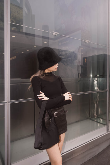 [ 紗質低調小性感! ] Sheer Glassy Top - Black