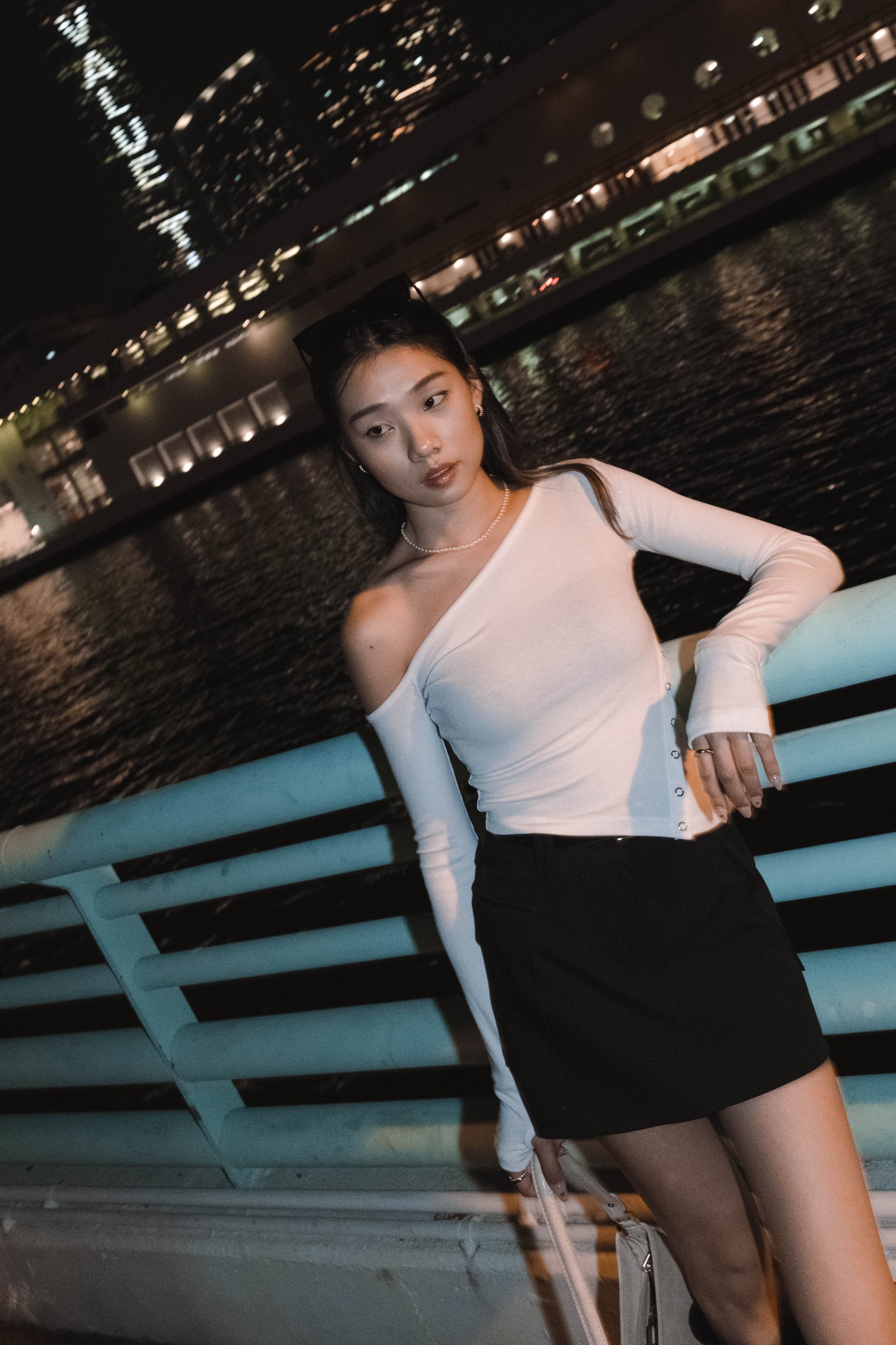 [ 小細節滿分! 斜膊+斜底 ] So Soft Button Up Single Shoulder Top - 4 colours