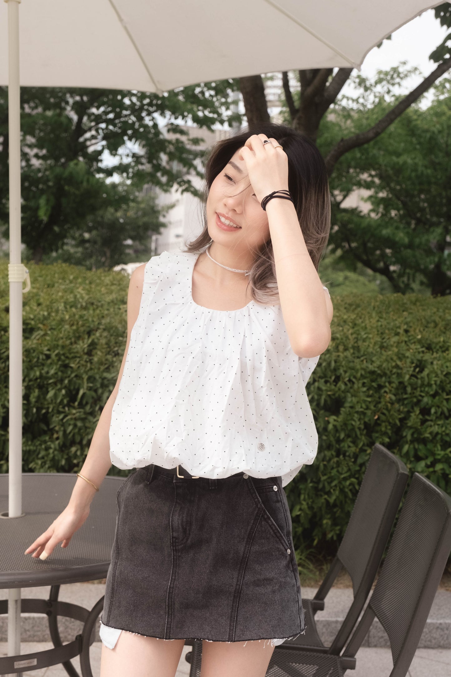[ 韓國連線 🇰🇷 清涼感~ 波點泡泡 top ]  Dot Dot Bubble Top - White