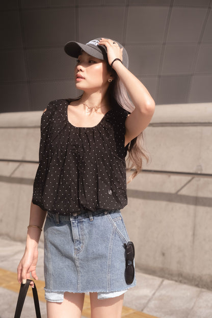 [ 韓國連線 🇰🇷 清涼感~ 波點泡泡 top ] Dot Dot Bubble Top - Black
