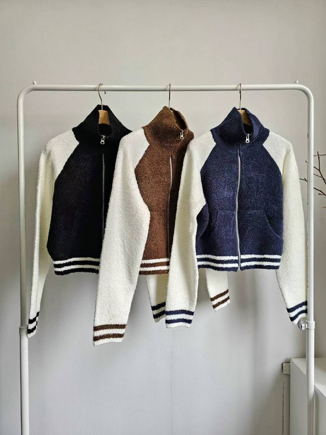 [ 性格又可愛~ 毛毛棒球褸 ] Fluffy Teddy Bumper Jacket