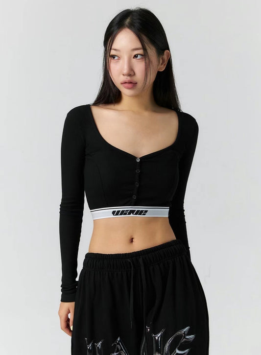 [ 個性不撞款! ] Rubbery Long Sleeve Cropped Top - Black