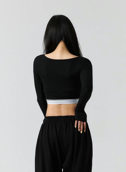 [ 個性不撞款! ] Rubbery Long Sleeve Cropped Top - Black