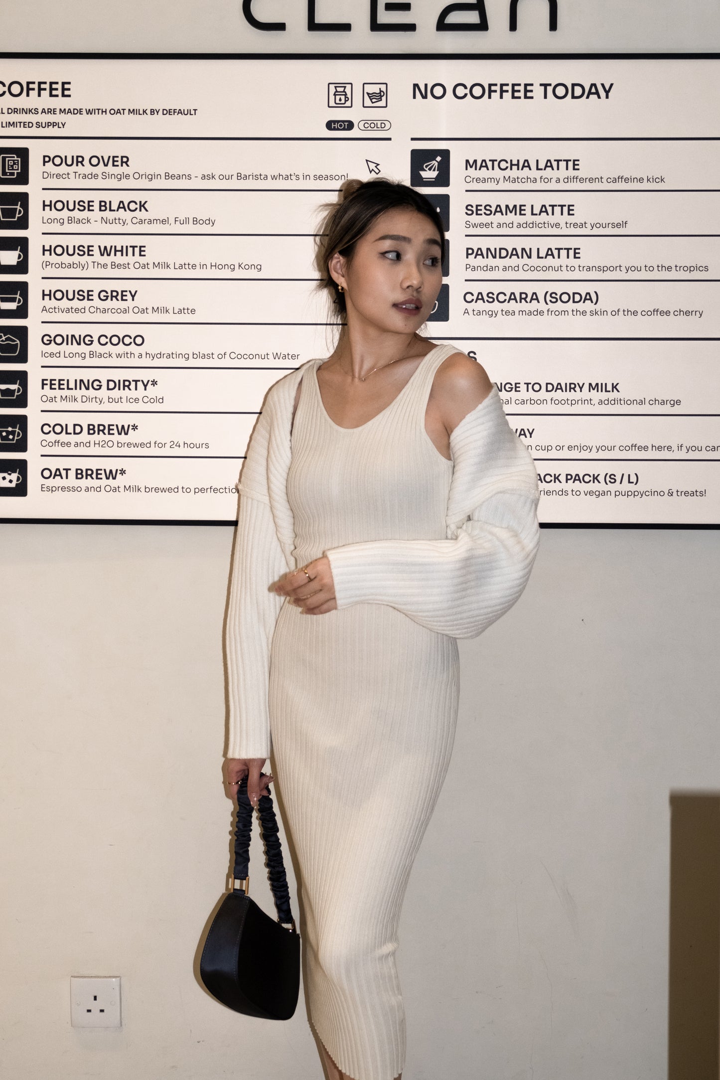 [ 轉季恩物~ ] Hugging Bolero Top - Ivory