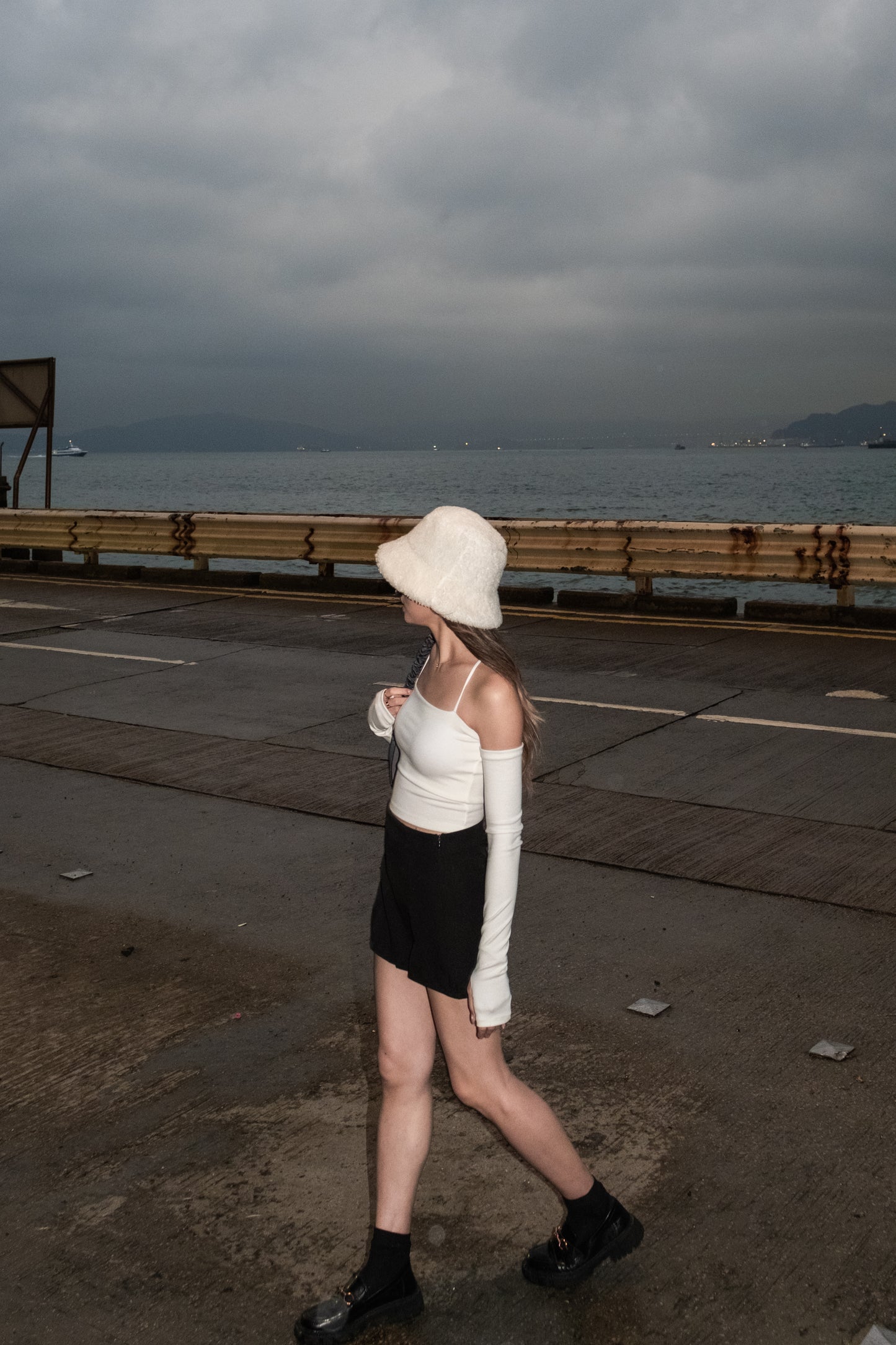 [ 極致小性感 ♥] Lovers Crossed Back Padded Top - White