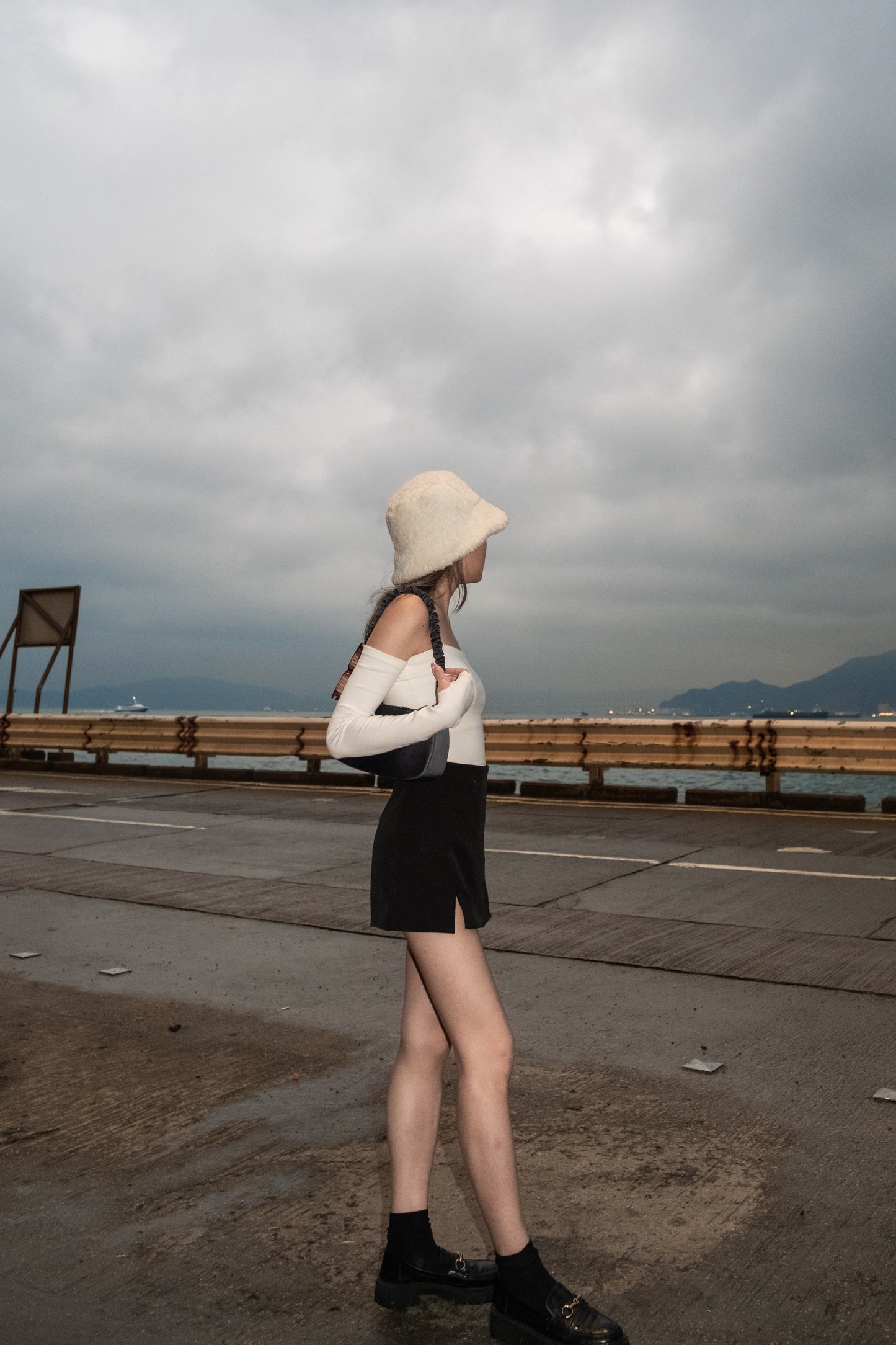 [ 極致小性感 ♥] Lovers Crossed Back Padded Top - White